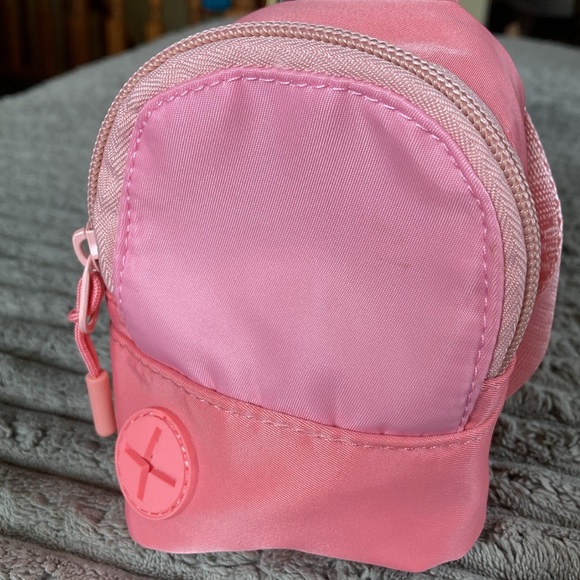 🐈‍⬛ Pet Backpack Heart to Tail 🎒🩷🐕 🐑 🐑 NWT for poo bags, treats, kibble.. - Picture 3 of 14